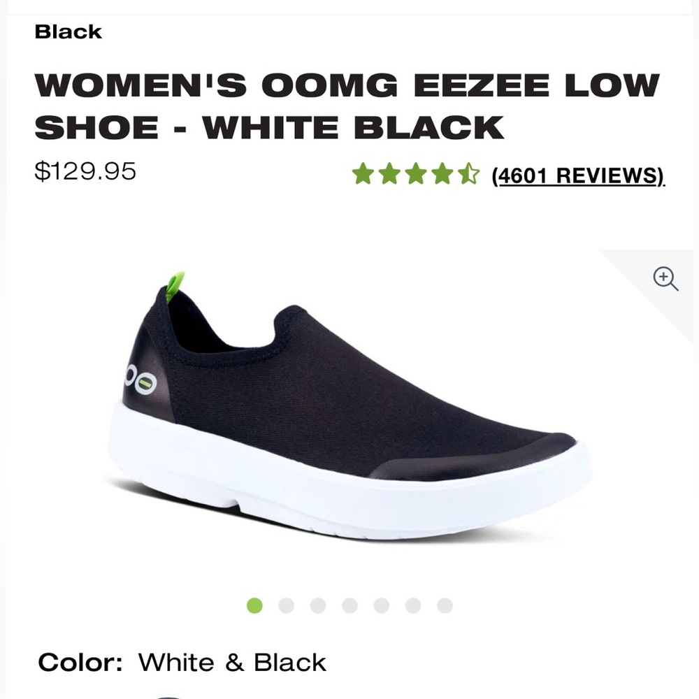Oofos OOmg eeZee Low Shoe sneaker Womens size 9.5 black with white sole